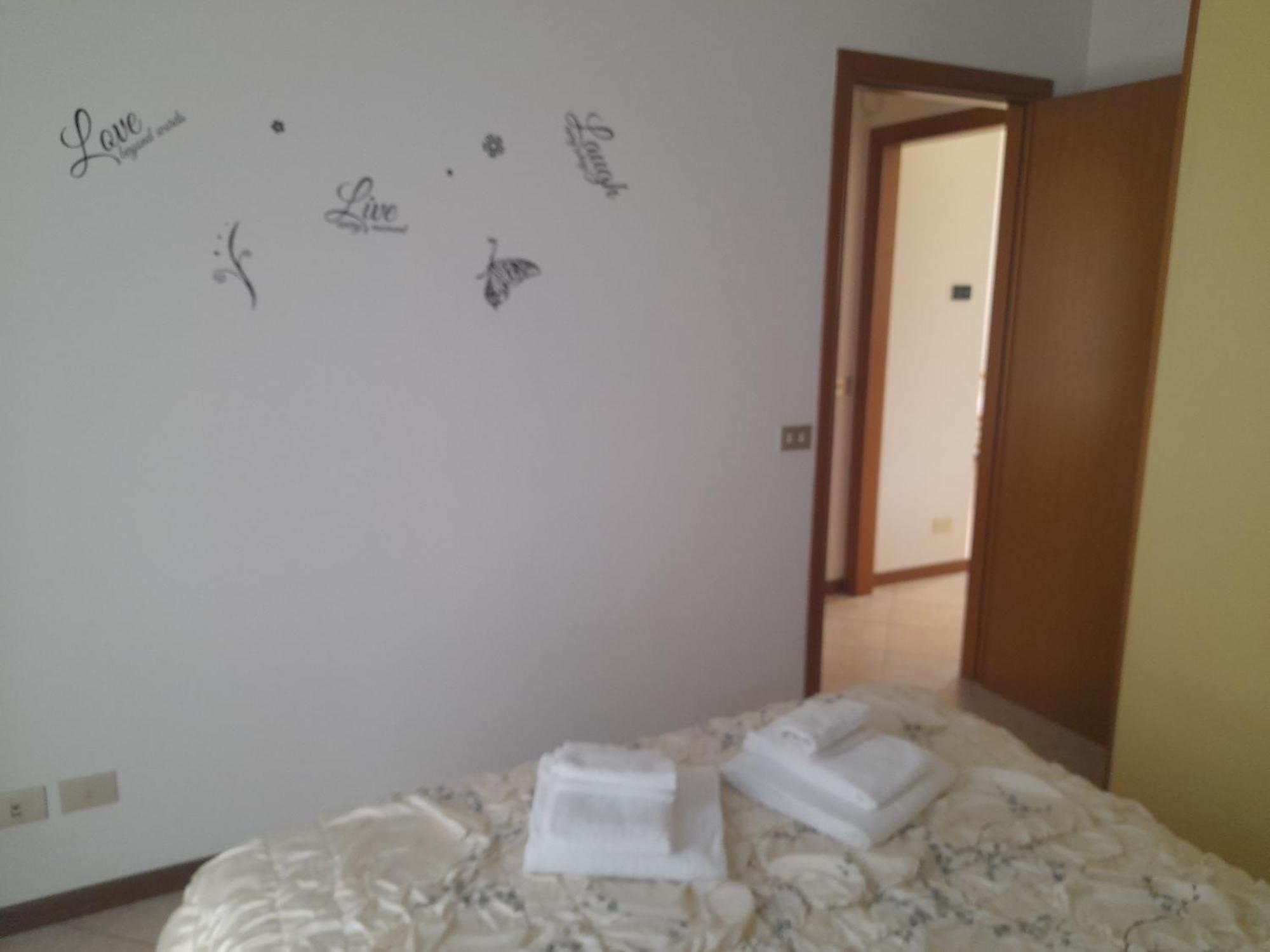 Mahatma Residence Lake View Lazise Zimmer foto